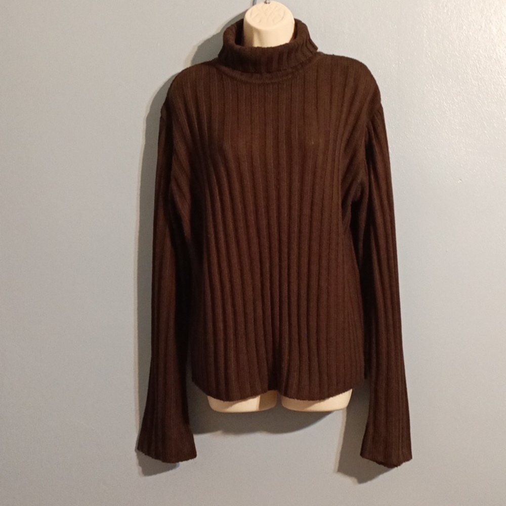 Caren sport women's bell 🔔 bottom sleeved brown knit sweater